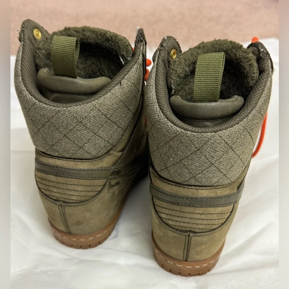 Nike Dunk Sky Hi Sneaker Boot 2.0 Dark Loden Water Repellent Hidden Wedge